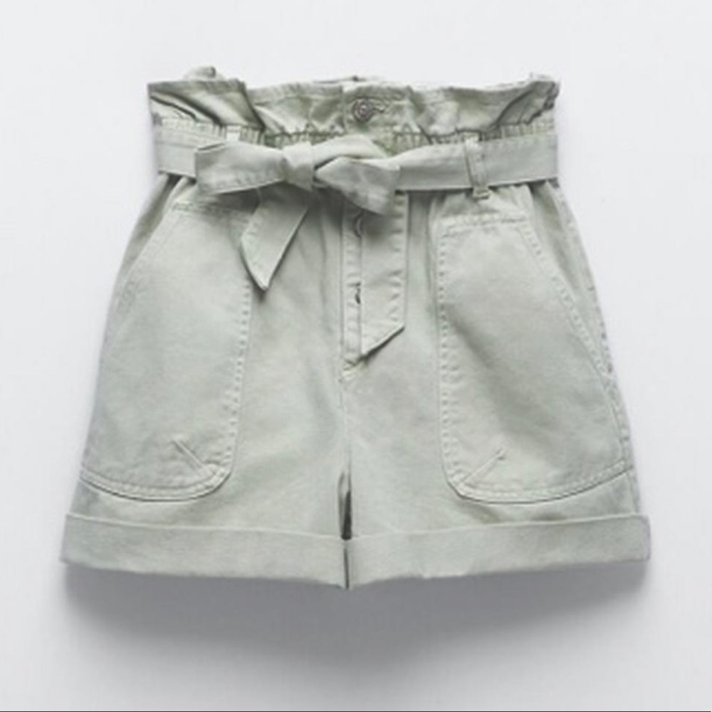Paperbag High-waisted Shorts